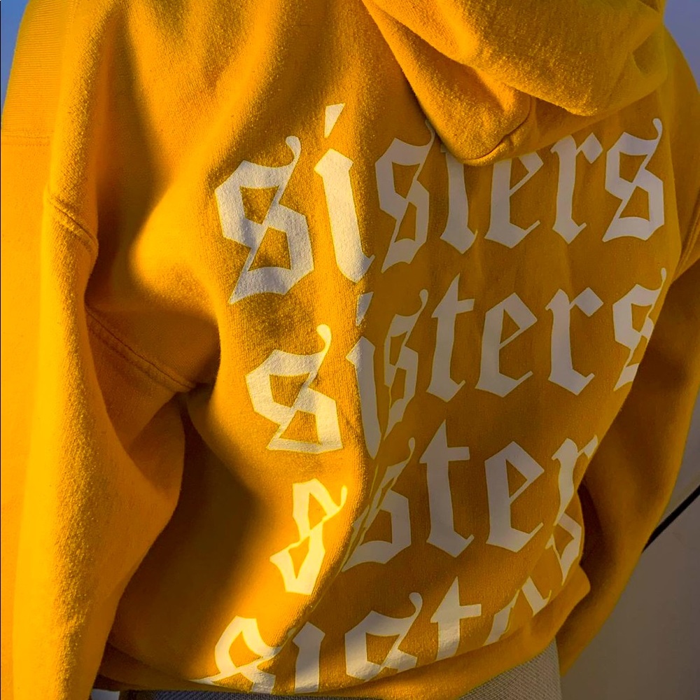 yellow james charles’ sister’s apparel size small